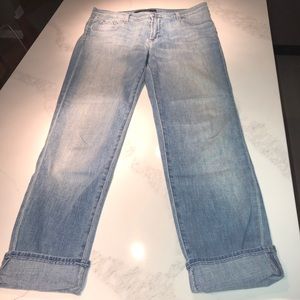 j brand Capri jeans size 27. Johnny mid rise boy fit.